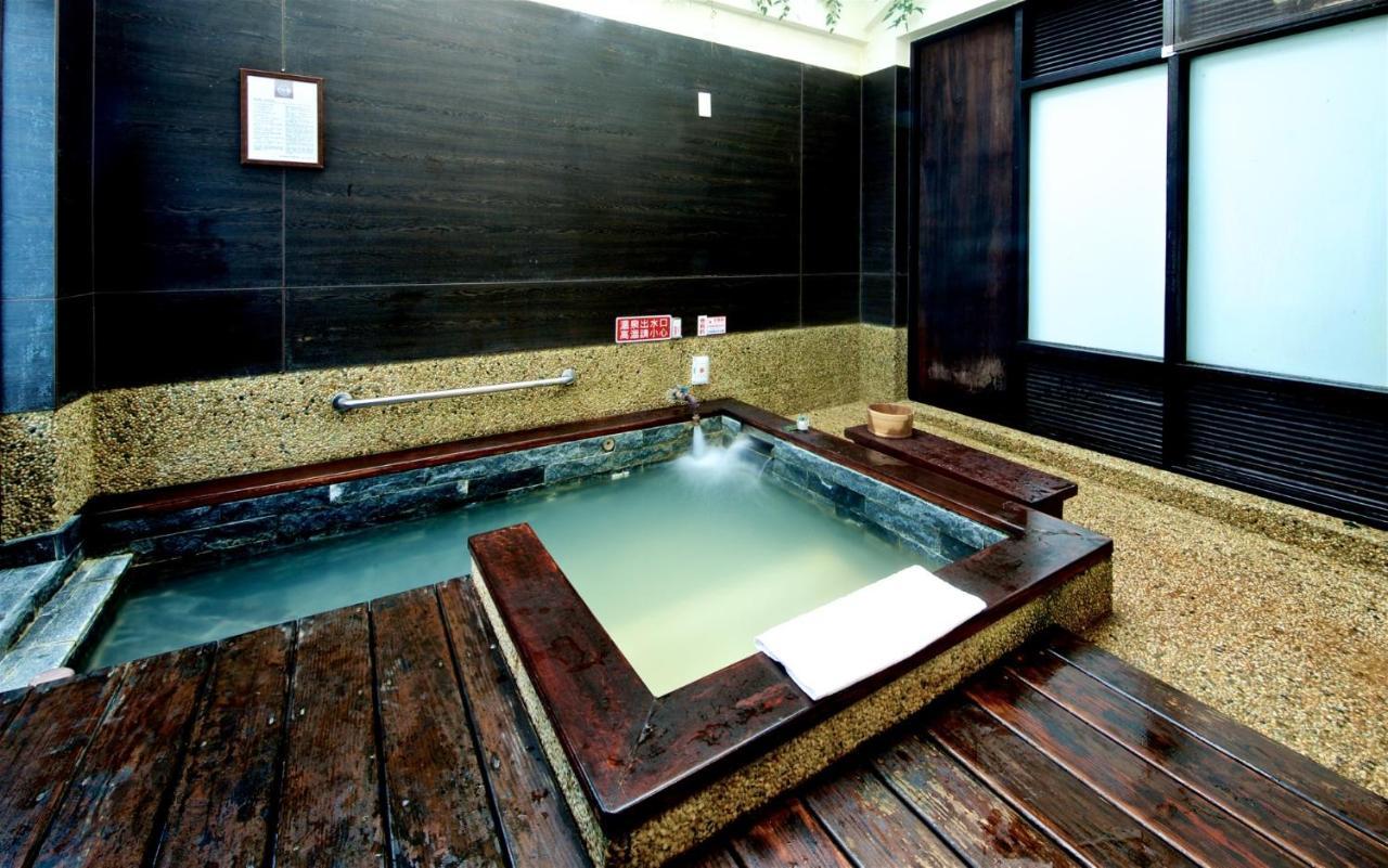 Yanmin Hot Spring Resort Taipei Bagian luar foto