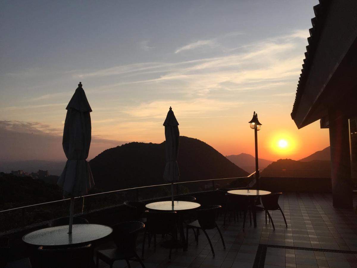 Yanmin Hot Spring Resort Taipei Bagian luar foto