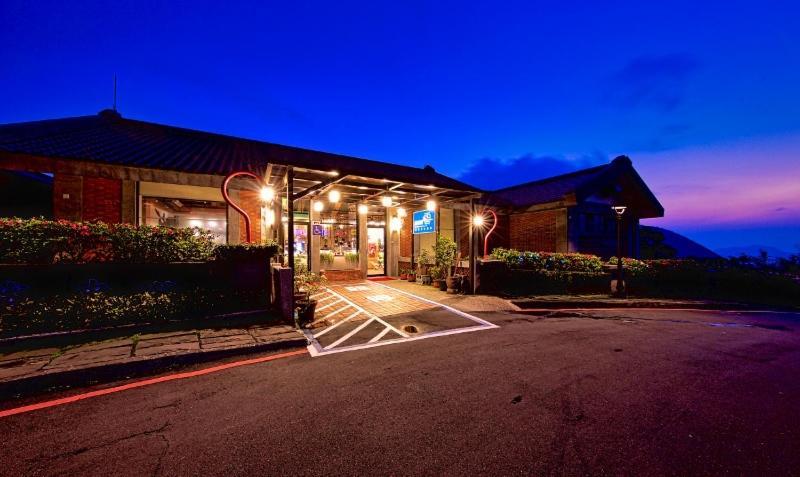Yanmin Hot Spring Resort Taipei Bagian luar foto